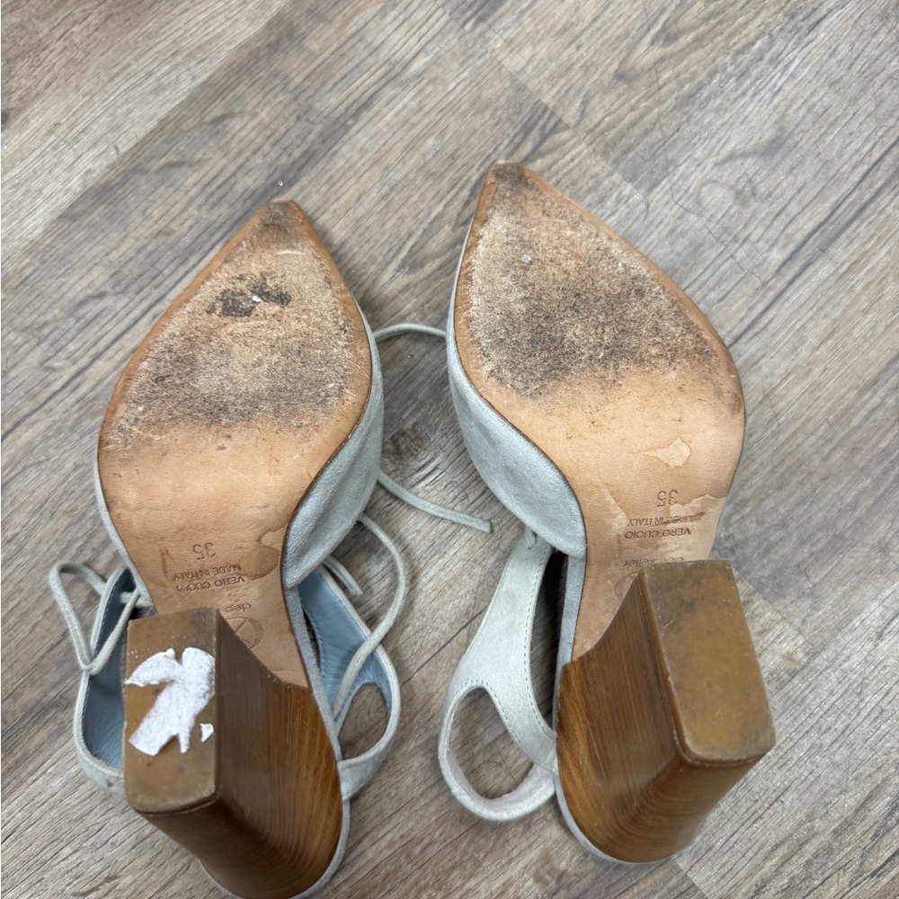 Dee Keller Women's Suede Heels - Picture 3 of 4